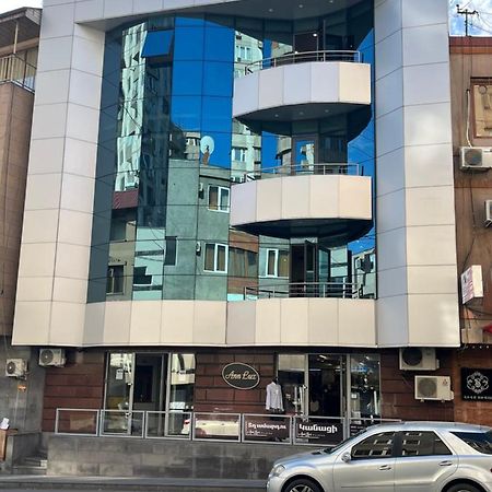 Friendly Hotel Erevan Exterior foto