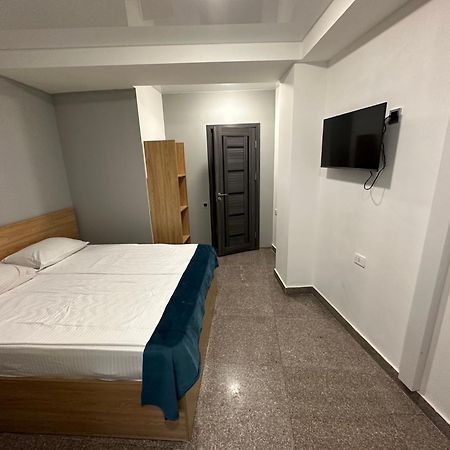 Friendly Hotel Erevan Exterior foto